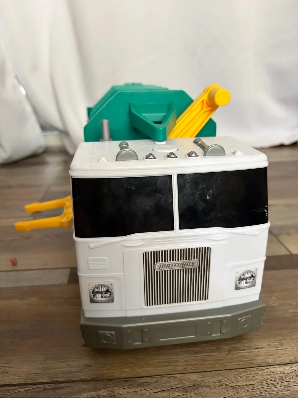 Matchbox Recycling Truck Toy
